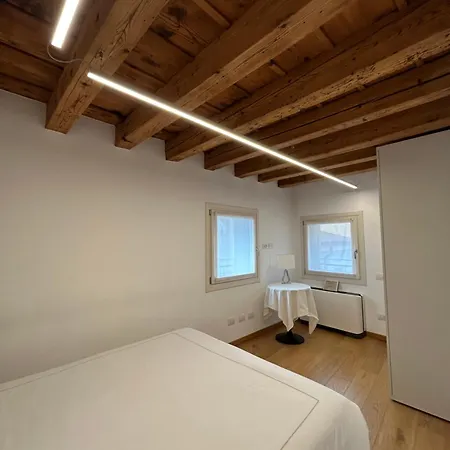 Residenza Della Samaritana 2* فيرونا
