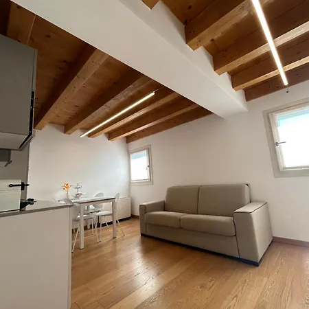 Residenza Della Samaritana بيت ضيافة