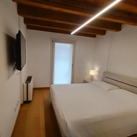 بيت ضيافة Residenza Della Samaritana