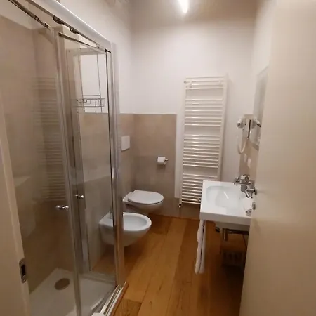بيت ضيافة Residenza Della Samaritana 2*