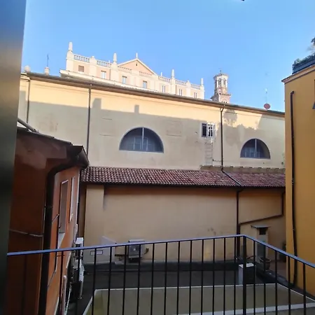 Residenza Della Samaritana فيرونا