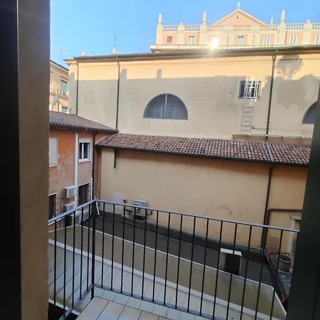Residenza Della Samaritana بيت ضيافة