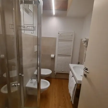 بيت ضيافة Residenza Della Samaritana فيرونا